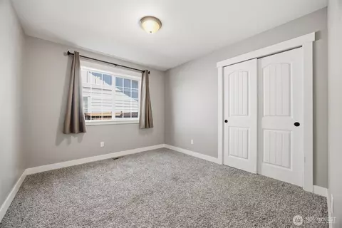 Bedroom - 803 Mapleridge Dr, Everson, WA 98247 photo 1 of 5
