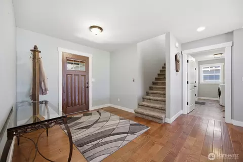 Entry Way - 803 Mapleridge Dr, Everson, WA 98247 photo 1 of 1