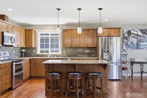 Kitchen - 803 Mapleridge Dr, Everson, WA 98247 photo 1 of 5