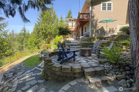 Exterior - 114 Howard Heights Rd, Sequim, WA 98382 photo 7 of 9