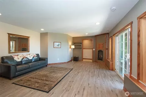Living - 114 Howard Heights Rd, Sequim, WA 98382 photo 4 of 5