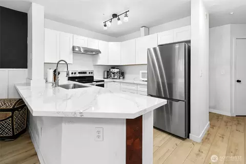 17300 91st Avenue Ct NE #B101, Bothell, WA 98011