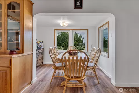 Dining - 20804 SE 450th St, Enumclaw, WA 98022 photo 1 of 3
