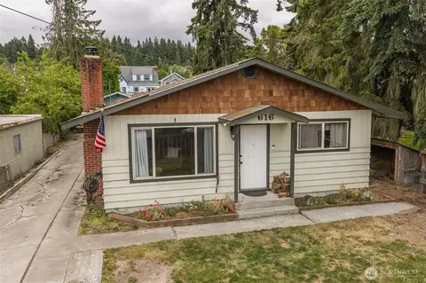 616 E Lauridsen Blvd, Port Angeles, WA 98362