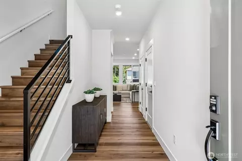 Entry Way - 306 182nd Pl SE, Bothell, WA 98012 photo 1 of 2