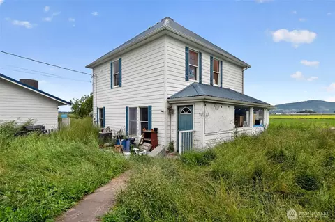 9801 Lenhart Rd, Sumas, WA 98295