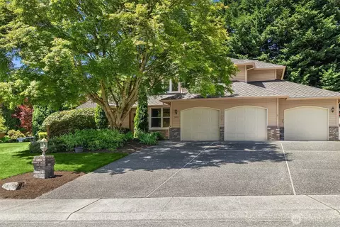 3031 235th Ave SE, Sammamish, WA 98075