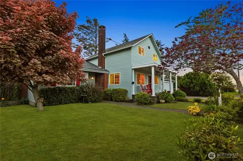 5015 L Pl, Seaview, WA 98644