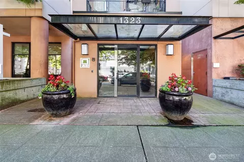 1323 Boren Ave #412, Seattle, WA 98101