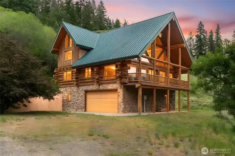 9350 N Fork Rd, Cashmere, WA 98815