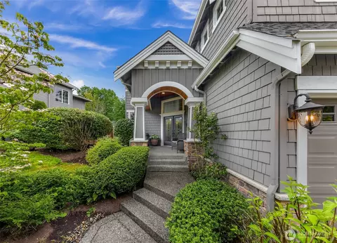 Exterior - 2029 240th Pl SE, Bothell, WA 98021 photo 3 of 9