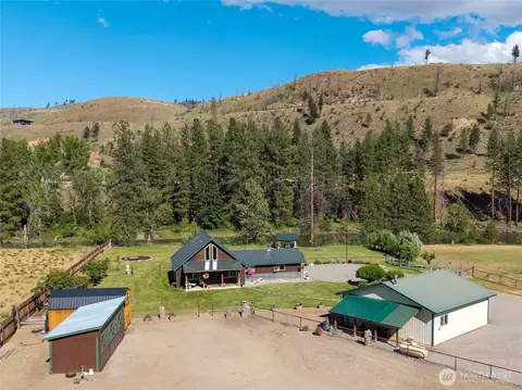 228 Twisp Carlton Rd, Carlton, WA 98814
