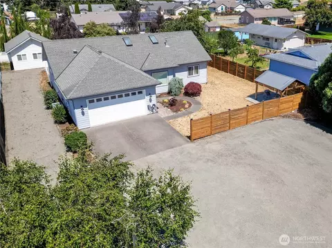 View/Area - 41 Smithfield Dr, Sequim, WA 98382 photo 1 of 4