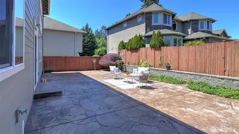 Exterior - 4029 166th St SE, Bothell, WA 98012 photo 4 of 5