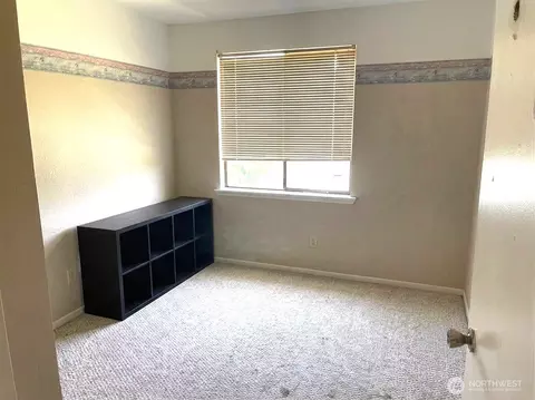 Bedroom - 2806 86th St SE, Everett, WA 98208 photo 3 of 3