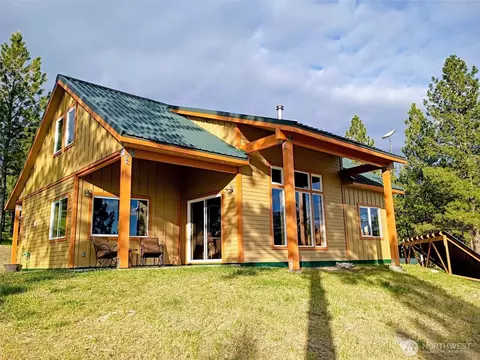 359 Bandtman Rd, Tonasket, WA 98855