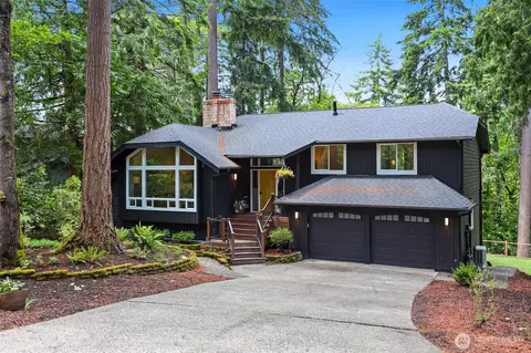 145 Mt Pilchuck Ave SW, Issaquah, WA 98027