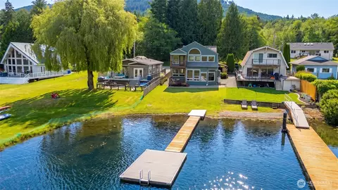 270 Shallow Shore Rd, Bellingham, WA 98229