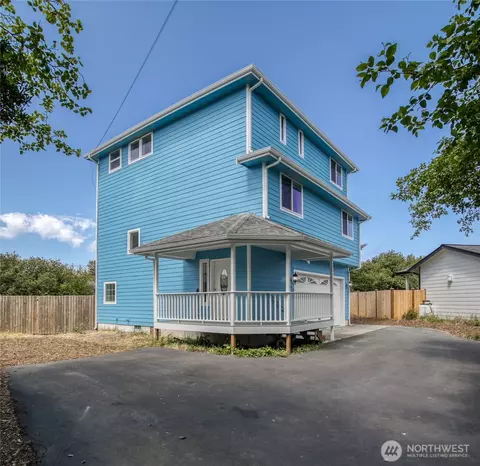 251 Ocean Shores Blvd SW, Ocean Shores, WA 98569