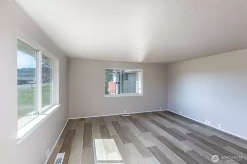 Living - 319 N Dunlap St, Sequim, WA 98382 photo 1 of 3