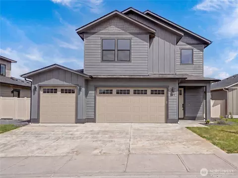 551 S Perry Ave, East Wenatchee, WA 98802