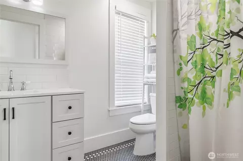 Bath - 2115 Main St, Everett, WA 98203 photo 1 of 2