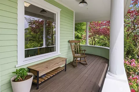Exterior - 2115 Main St, Everett, WA 98203 photo 8 of 17