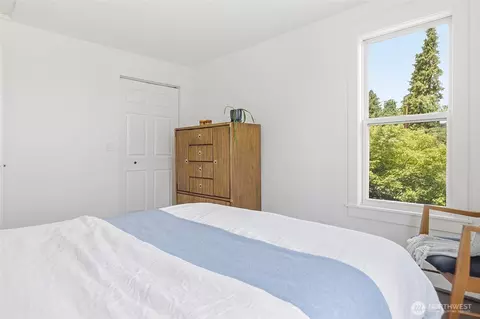 Bedroom - 2115 Main St, Everett, WA 98203 photo 2 of 4