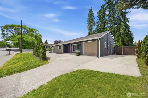 20926 44th Ave W, Lynnwood, WA 98036