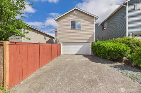Exterior - 3908 153rd Pl SE, Bothell, WA 98012 photo 9 of 9