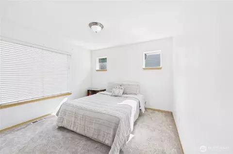 Bedroom - 3908 153rd Pl SE, Bothell, WA 98012 photo 3 of 3