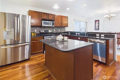 Kitchen - 3908 153rd Pl SE, Bothell, WA 98012 photo 2 of 3