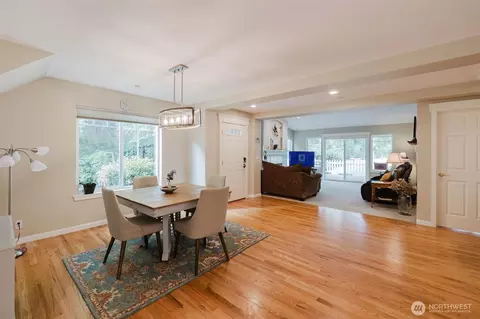 Dining - 160 E Soderberg Rd #H24, Allyn, WA 98524 photo 2 of 4
