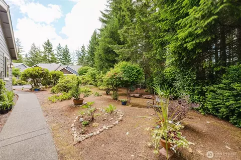 Exterior - 160 E Soderberg Rd #H24, Allyn, WA 98524 photo 3 of 7