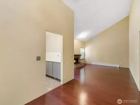 Living - 820 E Cady Rd #D202, Everett, WA 98203 photo 5 of 5