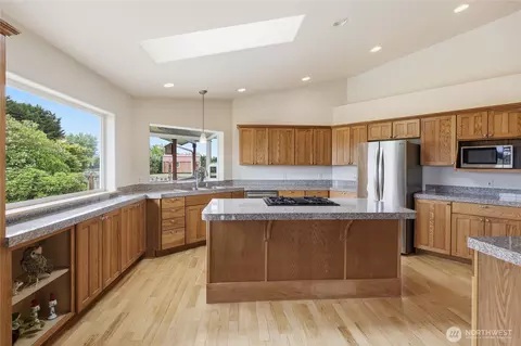 Kitchen - 73 Haywire Ln, Sequim, WA 98382 photo 1 of 3