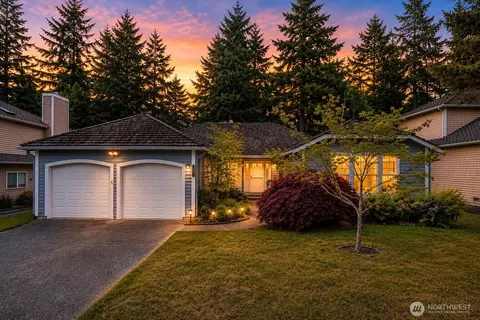 34504 8th Ave SW, Federal Way, WA 98023