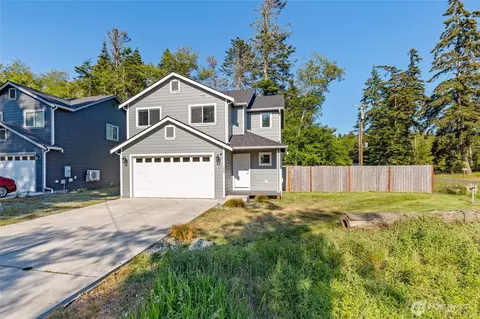 1299 Russell Dr, Coupeville, WA 98239