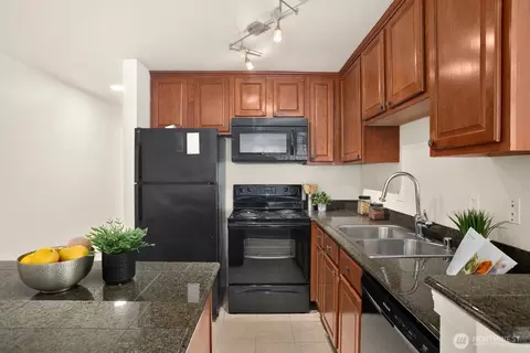 Kitchen - 20318 Bothell Everett Hwy #A201, Bothell, WA 98012 photo 1 of 3