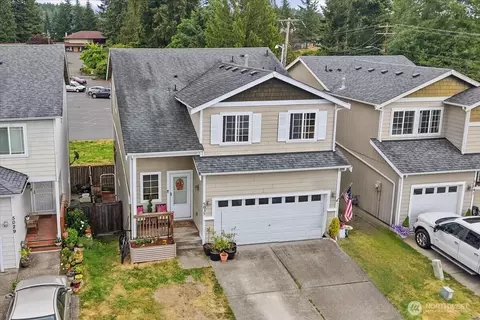 5035 Bowwood Cir NE, Bremerton, WA 98311