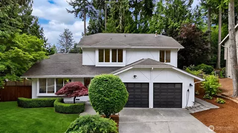 18009 NE 103rd Ct, Redmond, WA 98052