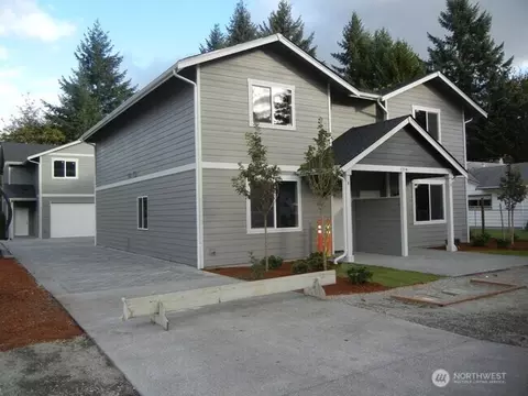 1214 Hall St SE #A&B, Lacey, WA 98503