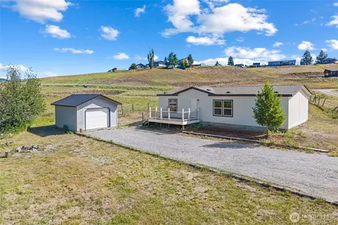 8 Mallard Ln, Republic, WA 99166