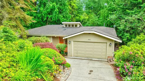 20321 92nd Ave W, Edmonds, WA 98020