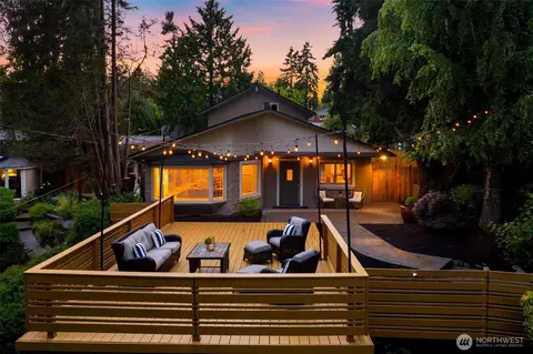 1740 NE 103rd St, Seattle, WA 98125