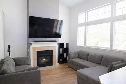 420 S 46th Pl #H, Renton, WA 98055