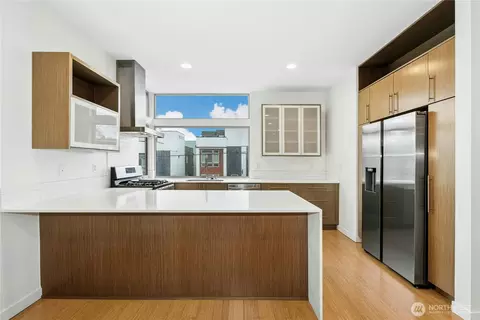 Kitchen - 2114 E James St, Seattle, WA 98122 photo 2 of 3