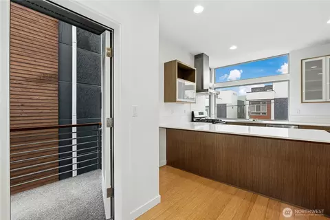 Other - 2114 E James St, Seattle, WA 98122 photo 2 of 9