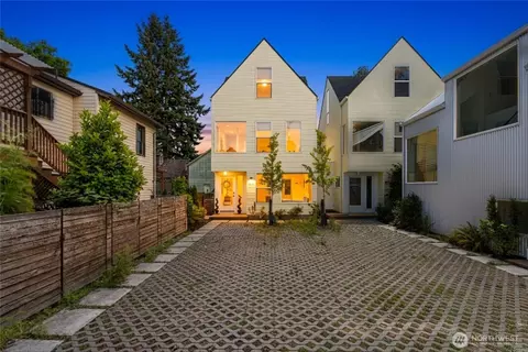 1821 S Lane St, Seattle, WA 98144