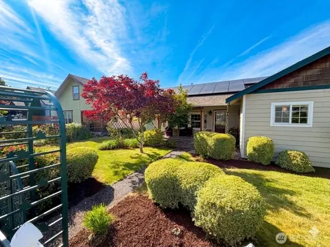 260 Lincoln Ave E, Tenino, WA 98589
